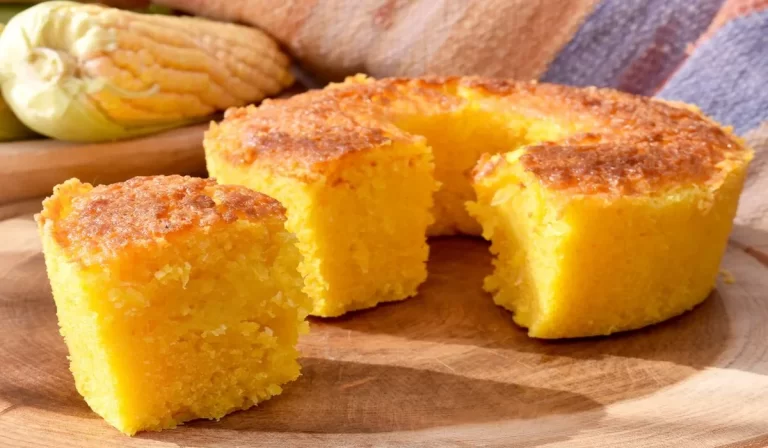 Bolo de milho cremoso