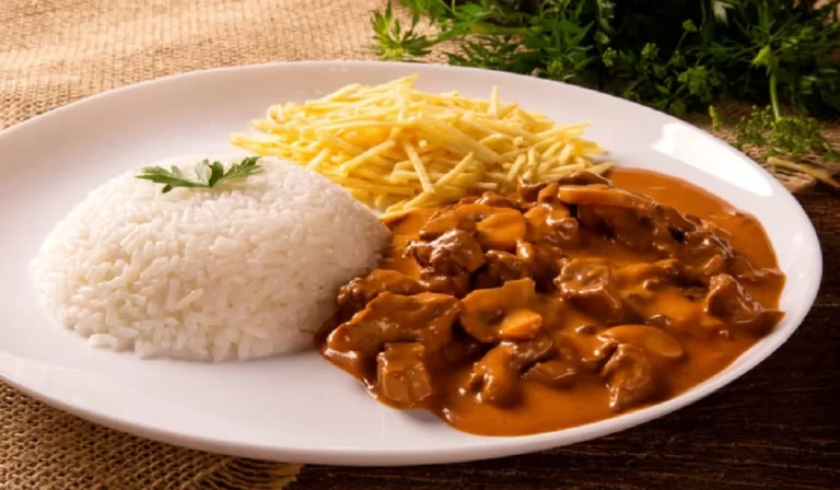 Strogonoff de carne