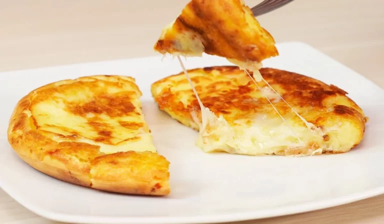 Pão de queijo de frigideira