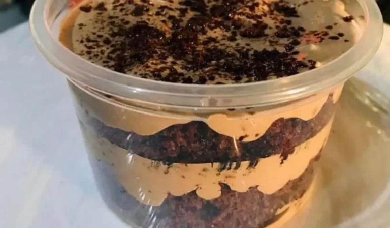 Bolo de pote Ovomaltine